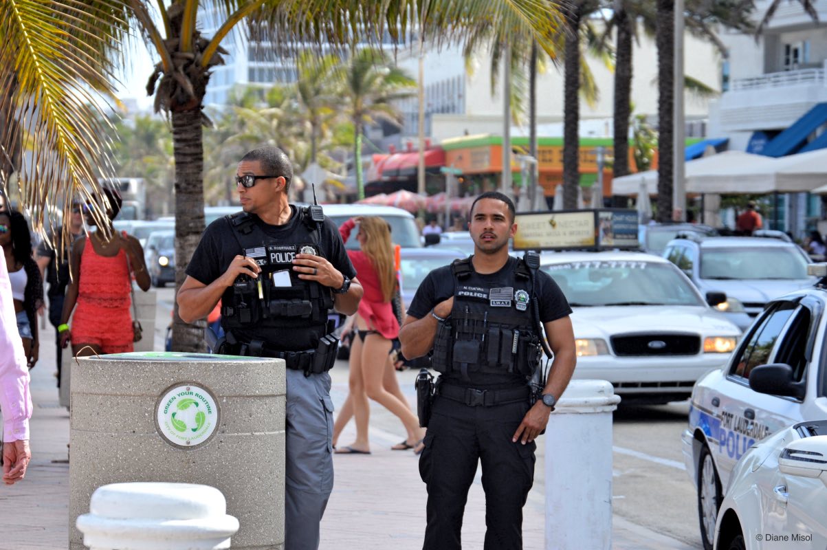 Fort Lauderdale Police Patrol Florida USA | TravelFoodDrink.com